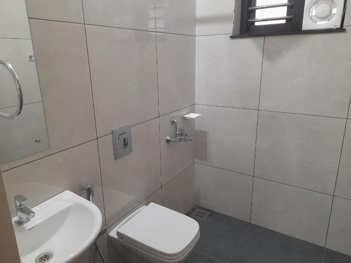 Milestone Inn Sultan Bathery Luaran gambar